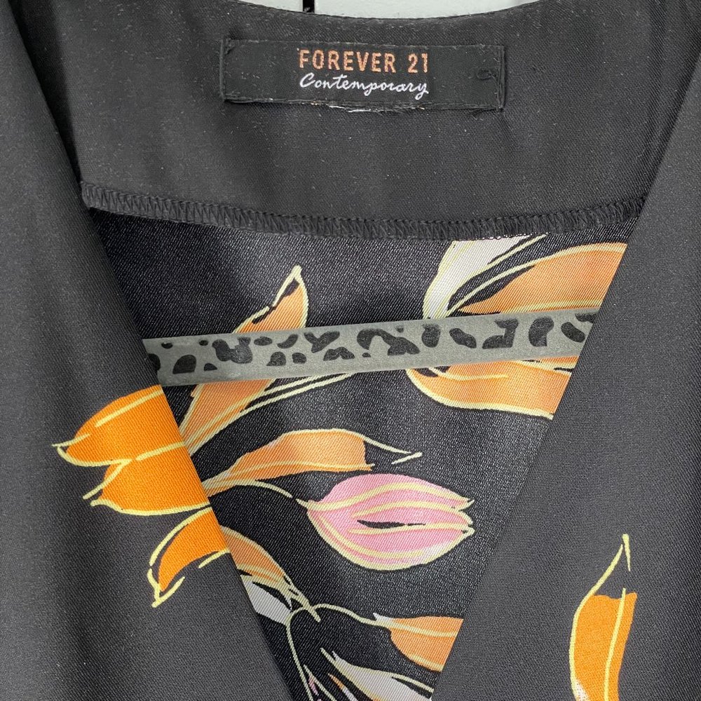 Blouse - Picture 2 of 2
